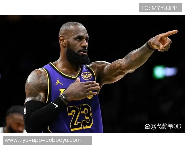 詹姆斯防守态度敷衍对湖人造成伤害球迷感到痛苦与失望